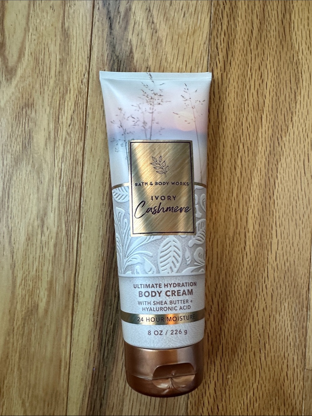 Bath & Body Works Ivory Cashmere Body Cream - Pink & Gold